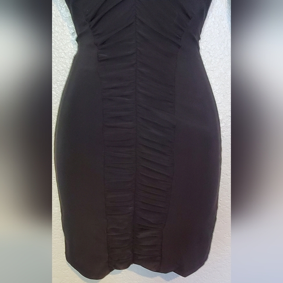 💚5/$25 True Light LBD Black Bodycon Ruched Stretch Knit Mini Dress Size Small - Picture 3 of 8